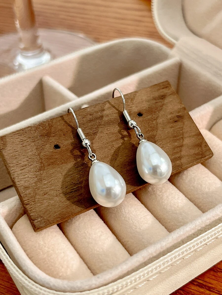 假珍珠水滴耳環 - 白色 - 查看 1