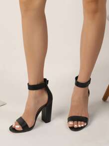 Black High Heel Shoes, Fashionable Criss-Cross Strap Design With Silver Accents, Comfortable Chunky Heel Sandals, Suitable For Parties, Vacations, New For Summer - Black - View 4