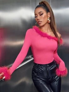 Asymmetrical Neck Fuzzy Trim Crop Tee - Hot Pink - View 5