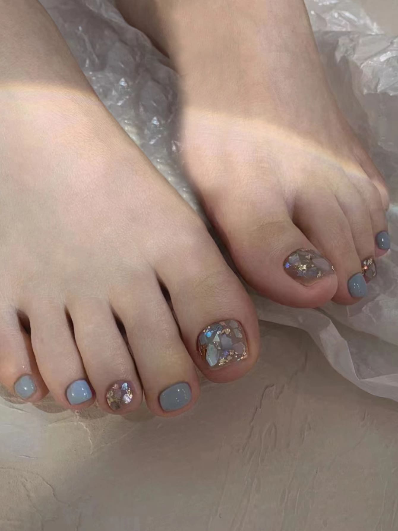 Upgrade Your Look with 24pcs Short Square Blue Solid Sequins Fake Toenail & 1pc Nail File & 1sheet Tape - Multicolor - View 1