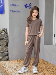 SHEIN Màu thuần Lỏng lẻo mặt trời Cô gái Tween Chi tiết vá Ngắn tay Áo thun Và Quần - Màu nâu  Mocha - Xem 3