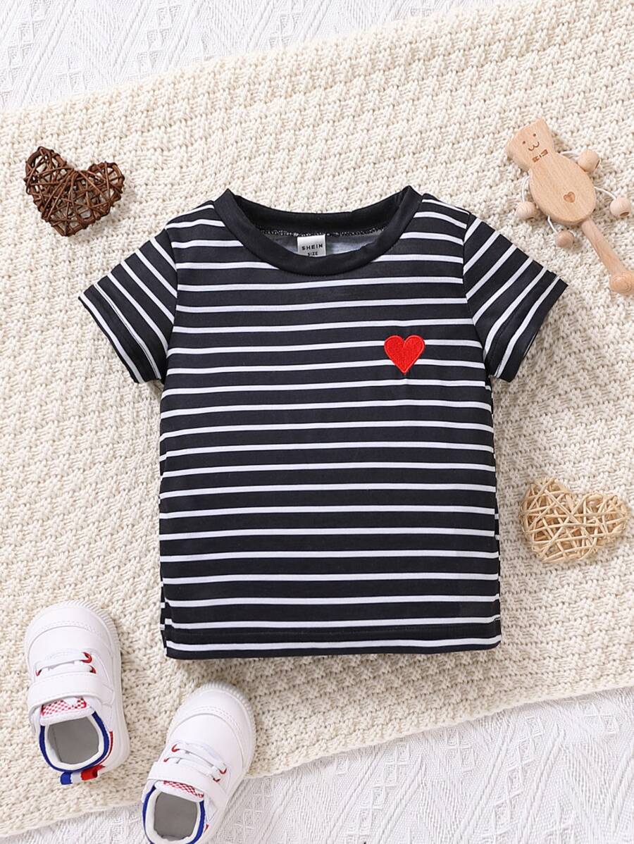 Bebé niño Camiseta con estampado de rayas con bordado de corazón - Blanco y Negro - Ver 1
