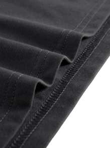 ROMWE MEN Anime Guys Cotton Letter Figure Graphic Tee - Dark Grey - View 4