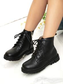 1雙女童舒適紋路帶扁平時尚靴