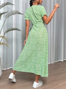 SHEIN VCAY Vestido largo verde con diseño floral de primavera, con nudo lateral y envoltura