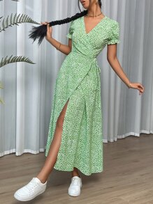 SHEIN VCAY Vestido largo verde con diseño floral de primavera, con nudo lateral y envoltura