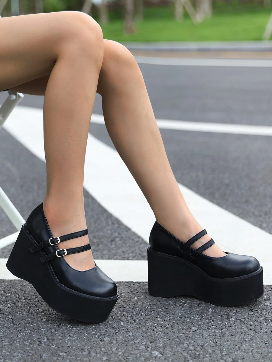 搭扣裝飾坡跟瑪麗珍鞋 - 黑色 - 查看 1