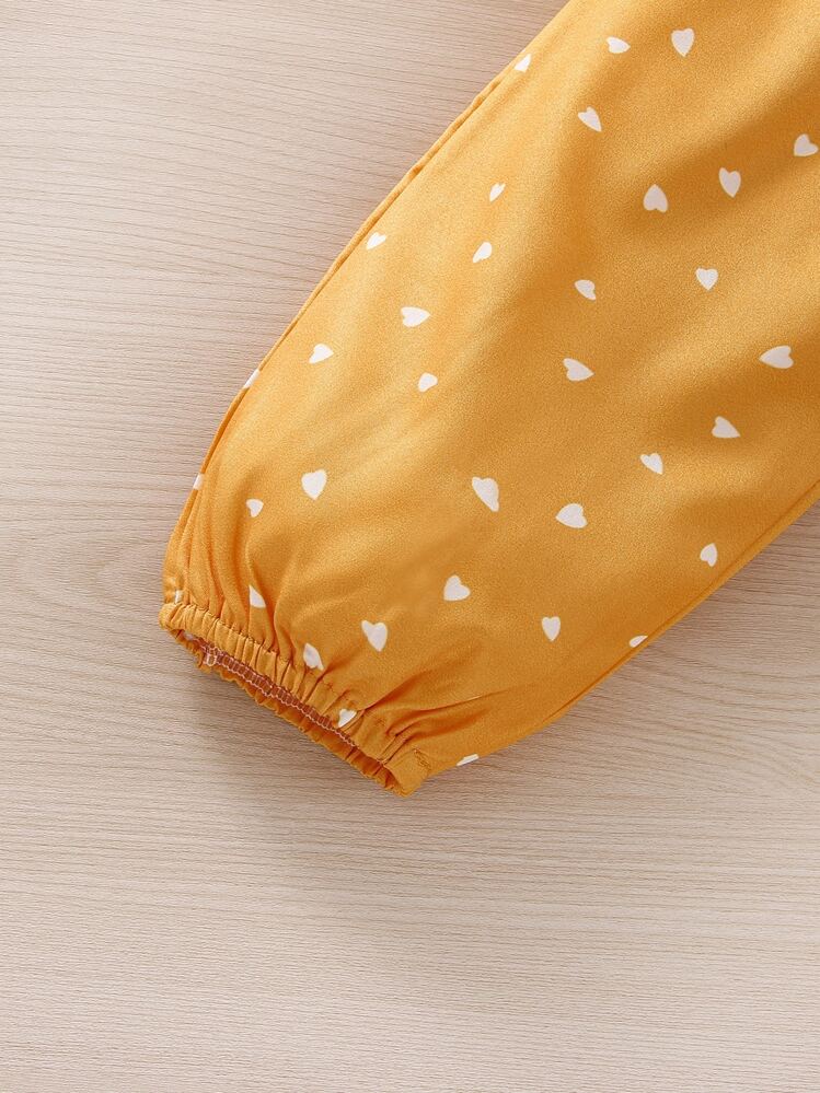 Bebé Mono de tirantes con estampado de corazón fruncido de espalda con tira cruzada - Mostaza Amarilla - Ver 5
