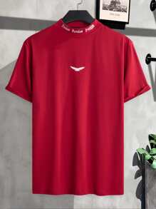 Manfinity Homme Men Bird & Letter Graphic Mock Neck Tee - Burgundy - View 1