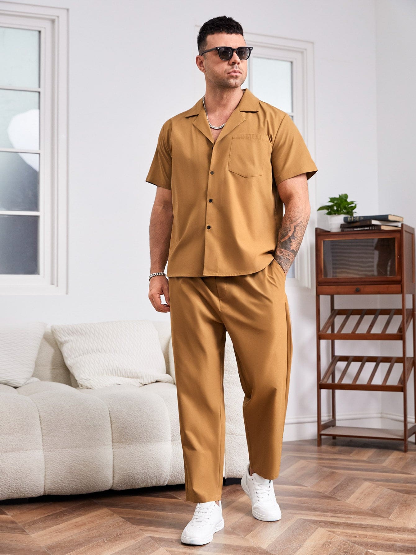 Manfinity 男士西裝領口袋貼布襯衫帶長褲