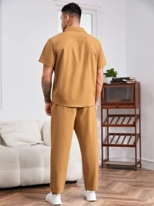 Manfinity 男士西裝領口袋貼布襯衫帶長褲