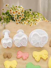 3入組蝴蝶結設計餅乾印章 - 白色 - 查看 3