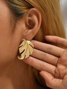 Hoa tai đinh tán thiết kế hình lá - Vàng - Xem 5