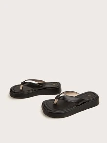 柔软防滑优质皮革人字拖凉鞋，时尚新款厚底拖鞋，舒适百搭，室内外均可穿着，适合所有季节，坡跟（注意：新鞋的脚趾区域可能有点硬，建议先在家穿几次，让鞋子适应后再到户外穿，以减少摩擦） - 黑色 - 查看 3