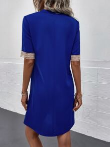 SHEIN LUNE 蕾絲拼接缺口領直筒連衣裙