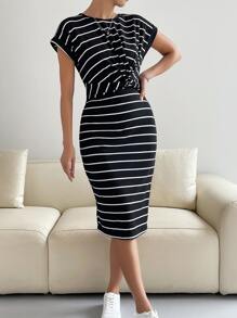 Đầm Tách cao Sọc Giải trí - Đen và trắng - Xem 6