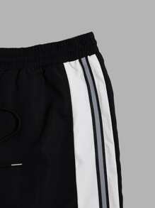Manfinity VCAY Men Contrast Side Striped Drawstring Pants - Black - View 3