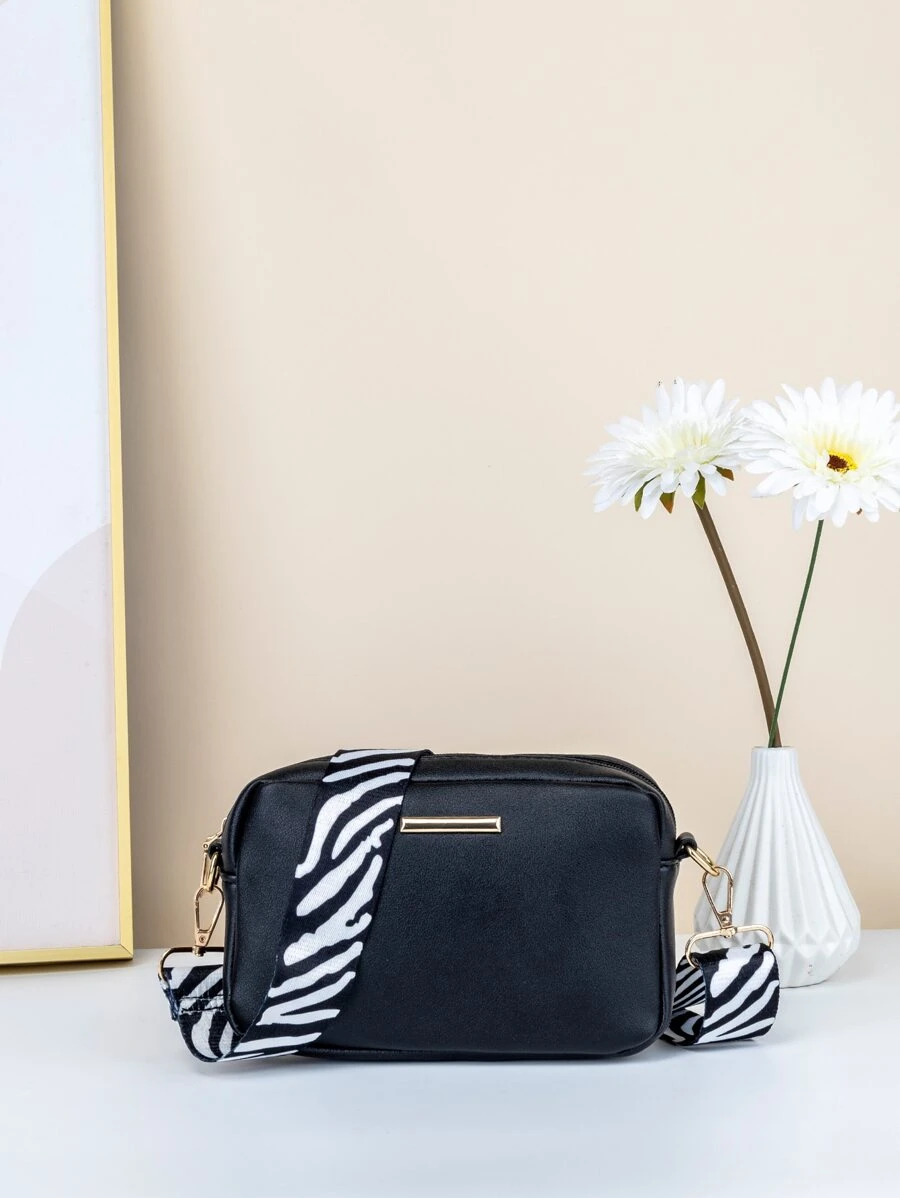 Lightweight,Business Casual Mini Metal Decor Square Bag For Teen Girls Women College Students,Rookies & White-collar Workers Perfect for Office,College,Work ,Business,Commute,Outdoors, Travel, Outings - Black - View 1