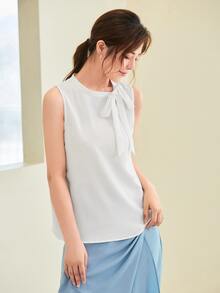 SHEIN Clasi Solid Tie Neck Top - White - View 3