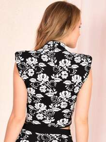 EURMUSE 2pcs Women's Floral Printed Padded Shoulder Cropped Tank Top - Black - View 2