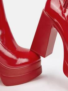 Platform Chunky Heeled Classic Boots - Red - View 4
