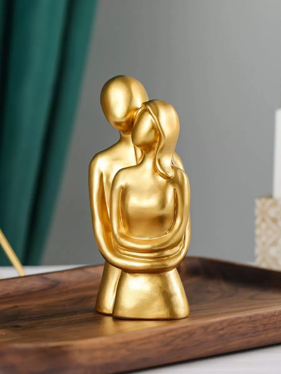 1 件情侣设计装饰物，金色树脂艺术装饰，适合家庭装饰