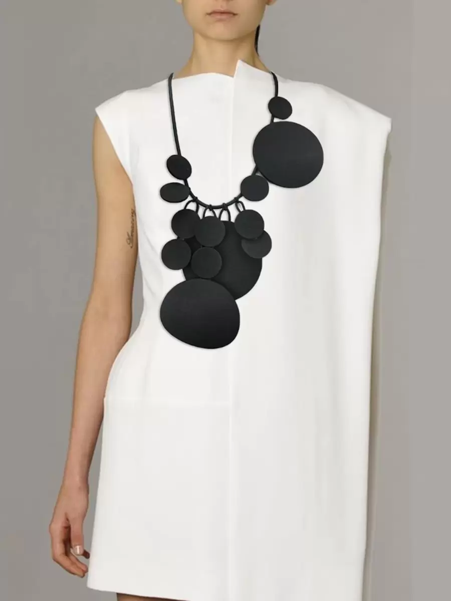 Round Decor Necklace