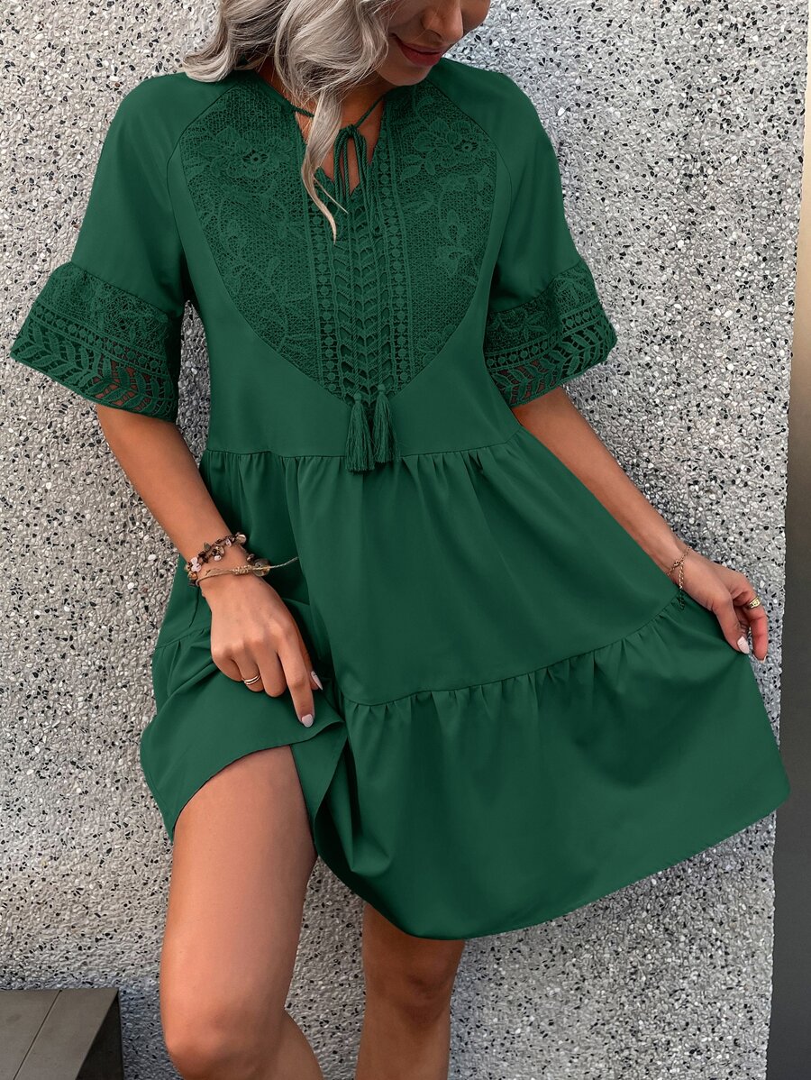 SHEIN LUNE Contrast Guipure Lace Tassel Tie Ruffle Hem Dress - Dark Green - View 1