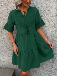 SHEIN LUNE Contrast Guipure Lace Tassel Tie Ruffle Hem Dress - Dark Green - View 5