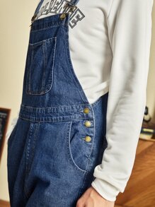 Manfinity RebelGame 男士棉1入組補丁貼口袋紐扣細節牛仔背帶褲 - 中等水洗藍 - 查看 3