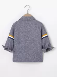 SHEIN 年輕男孩馬繡花對比條紋膠帶衫