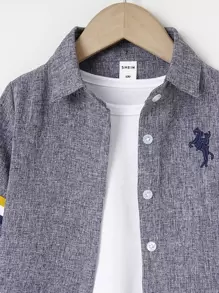 SHEIN 年輕男孩馬繡花對比條紋膠帶衫