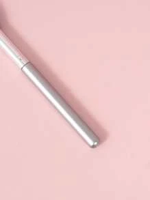 促销款火焰形高光化妆刷，木柄，可作粉底刷、遮瑕刷、腮红刷、修容刷、古铜粉刷、散粉刷等多种用途。