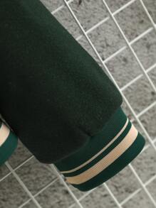 Manfinity 男士1入組標語刺繡落肩袖學院風夾克 - 墨綠色 - 查看 4