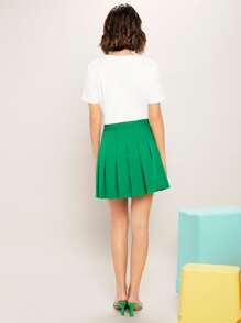 SHEIN Essnce Figure Graphic Tee - White - View 2