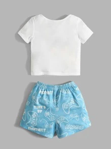 SHEIN Đứa bé trai In Gamepad Áo thun & Đồ họa Chữ cái Quần short - Xanh và trắng - Xem 2