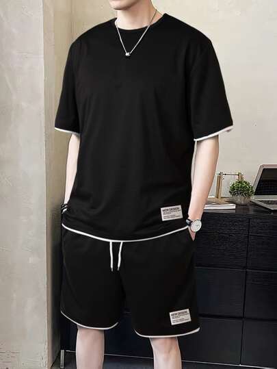 Manfinity Homme Camiseta con parche de letras y pantalones cortos con cordón en la cintura, conjunto cómodo para hombres