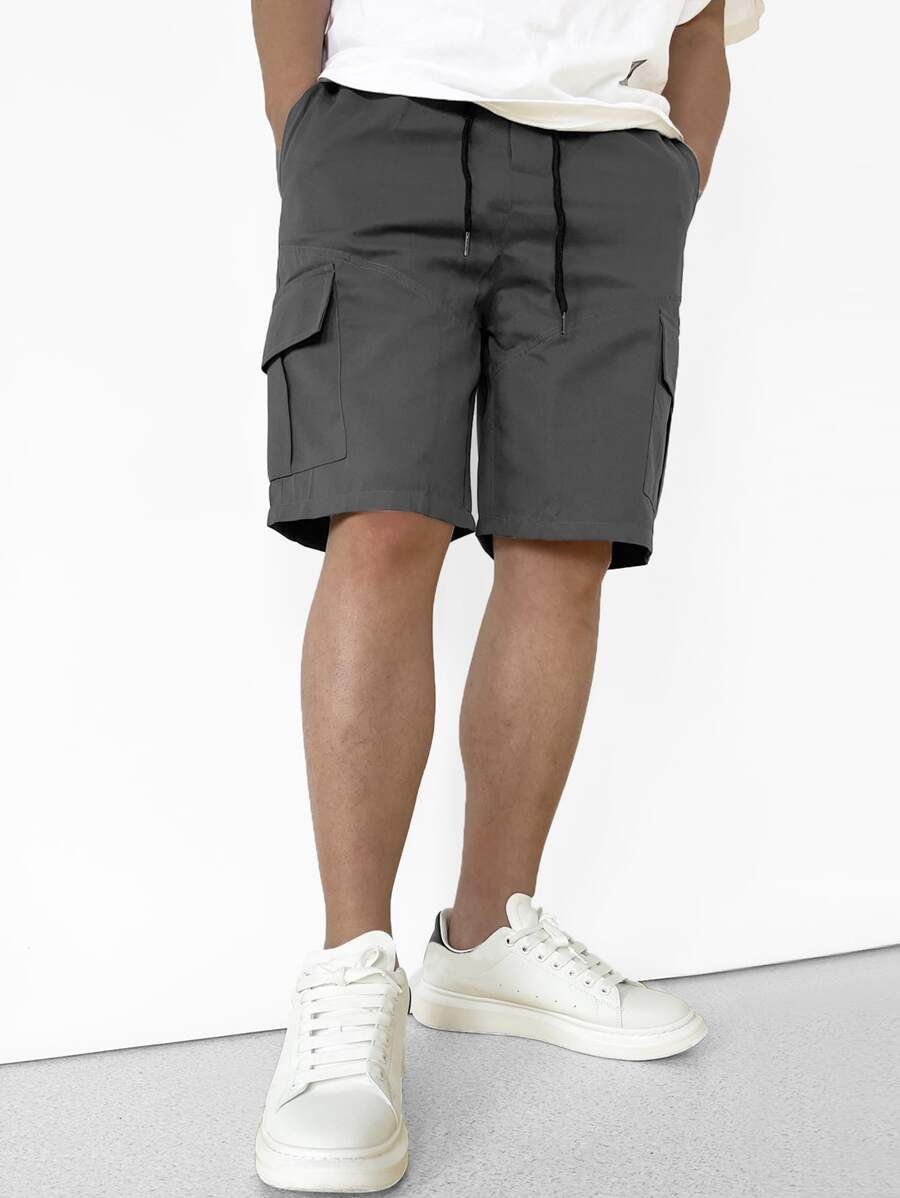 Manfinity Hypemode Men Flap Pocket Drawstring Waist Shorts - Dark Grey - View 1