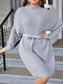 Robe pull à col montant ceinturé