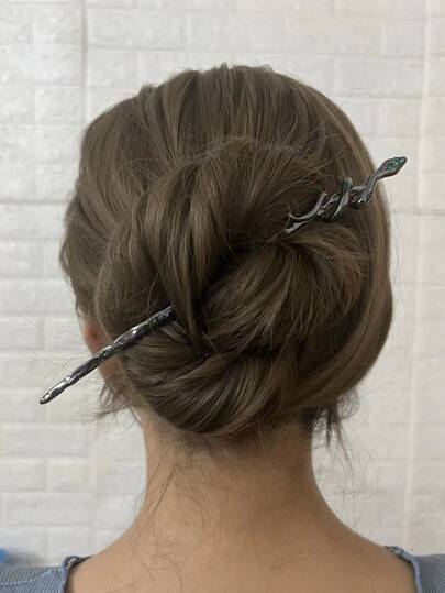 Rhinestone & Snake Decor Hair Pin Street