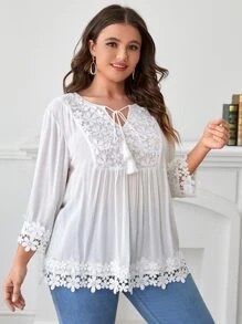 SHEIN VCAY 大碼繫帶領鏤空蕾絲花邊襯衫 - 白色 - 查看 4