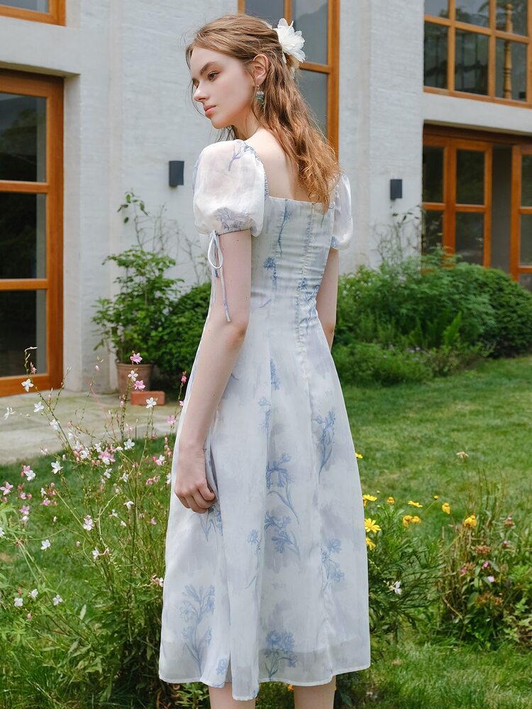 Kleid mit Blume Muster, Puffärmeln, Rüschenbesatz - Blau-Weiß - Übersicht 2