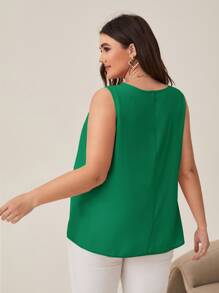 SHEIN Clasi Plus V Neck Sleeveless Blouse - Green - View 2