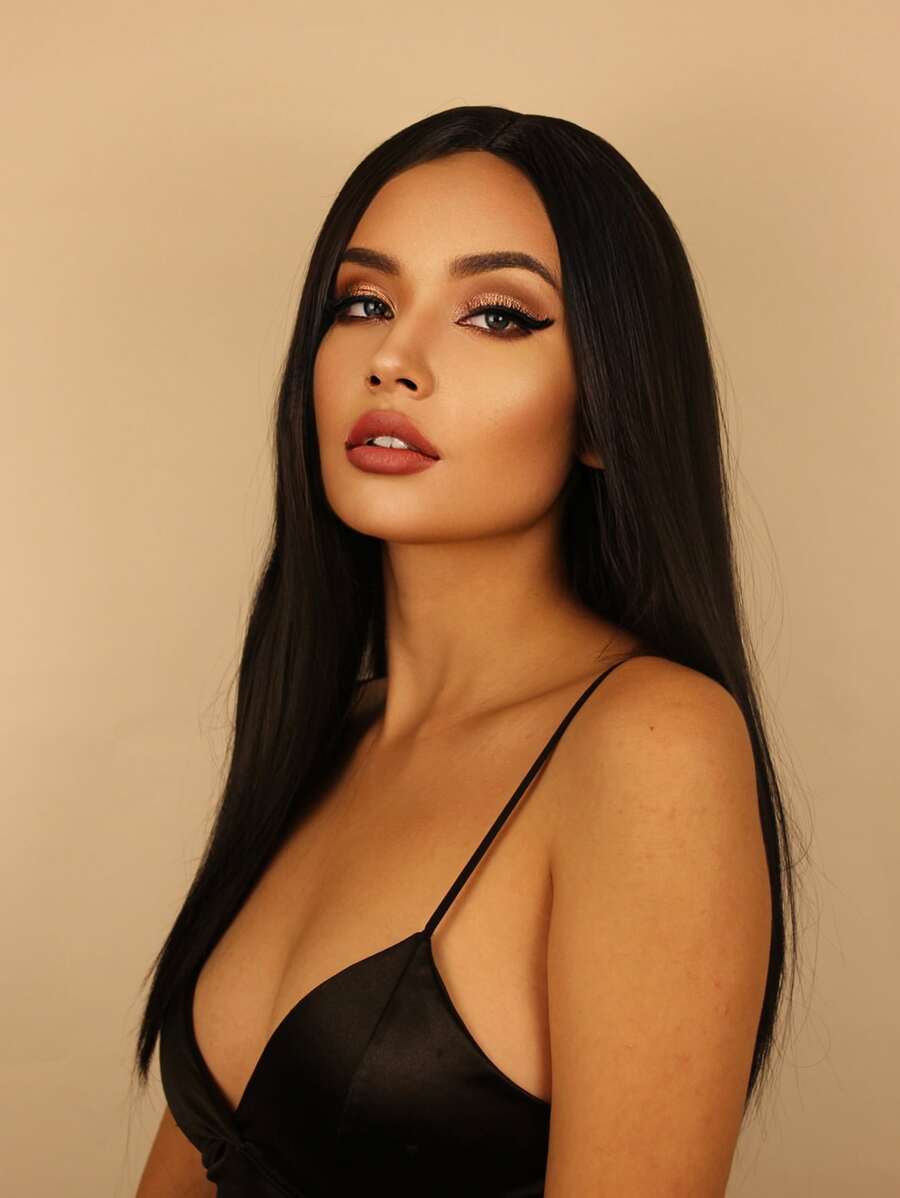 26英寸女性長直合成纖維耐高溫假髮,中分頭部,適用於日常穿著,節日,派對服裝