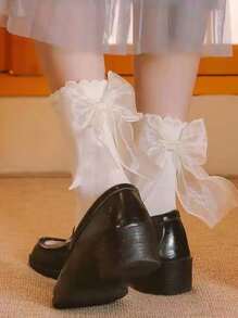 ROMWE Kawaii Contrast Lace Crew Socks - White - View 4