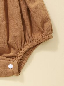 SHEIN Vintaside Kids 寶寶女孩捲邊荷葉邊蝴蝶結肩帶背心連體衣 - 棕色 - 查看 4