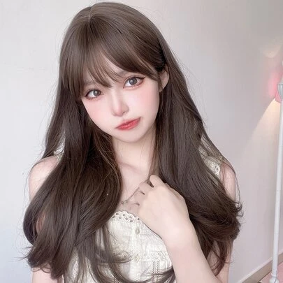 alicegarden 24-Inch Long Synthetic Wig Featuring A Natural Straight Style A Stunning Brown. Designed With Bangs , It Is Crafted From Heat-Resistant Fiber To Ensure Durability. This False Hairpiece Is Perfect For Daily Perfect For Parties, Role-Play And Gatherings Use, Offering A Natural And Realistic Appearance That Mimics.