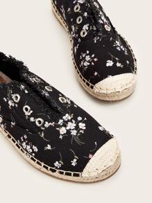 Women Floral Pattern Espadrilles Knit Vacation Flats - Black - View 6