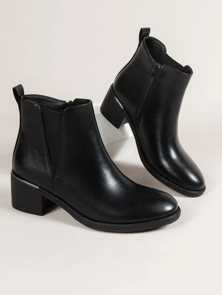 Side Zip Chunky Heeled Chelsea Boots - Black - View 1