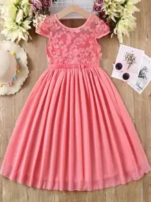 SHEIN Niñas Vestido con bordado floral con lazo delantero - Rosado Sandía - Ver 1